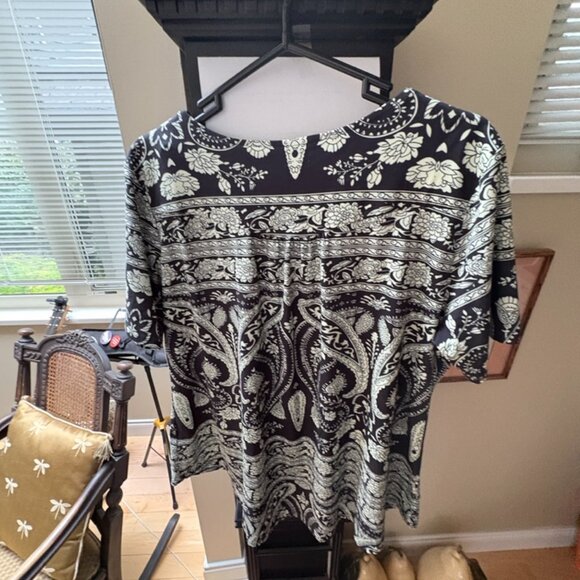 Empire-waist  "Swing" Top - Picture 4 of 6